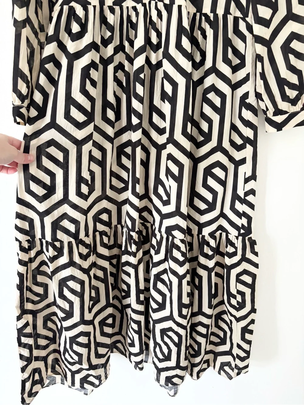 Zara Ivory Black Geometric Pattern Long Sleeve Cotton Tiered Maxi Dress Small - Picture 5 of 10